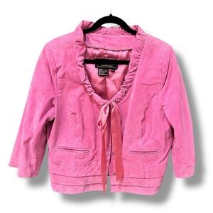 NWT Vintage Luxury Cropped 100% Genuine Suede Leather Jacket. Size Medium